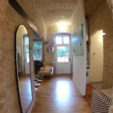 Cocoon Loft * Μπρατισλάβα